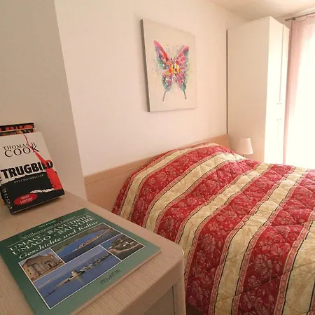 Sunny Apartment *
